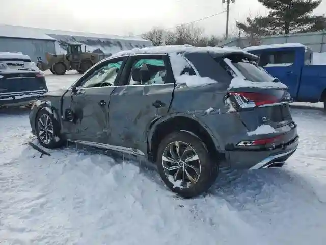 WA1GAAFY9R2049496 2024 AUDI Q5-1