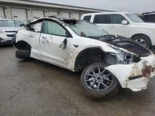 5YJ3E1EA0PF591304 2023 TESLA MODEL 3-3