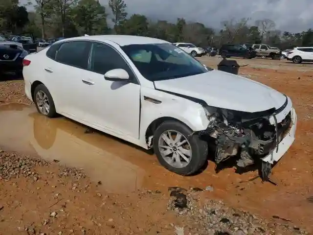 5XXGT4L37JG197963 2018 KIA OPTIMA-3