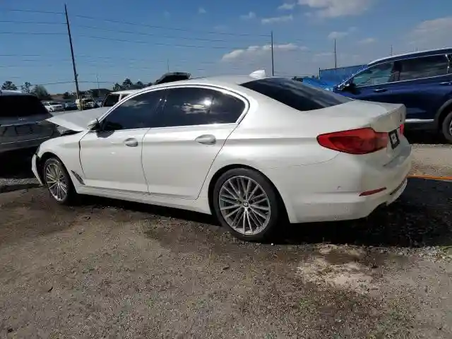 WBAJE5C5XKWE66044 2019 BMW 5 SERIES-1