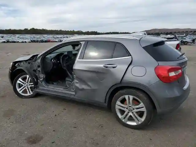 WDCTG4GBXJJ491920 2018 MERCEDES-BENZ GLA-CLASS-1