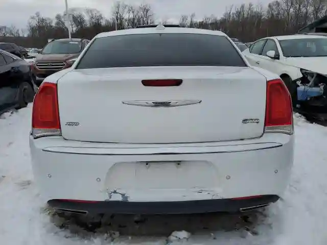 2C3CCARG2GH262025 2016 CHRYSLER 300-5