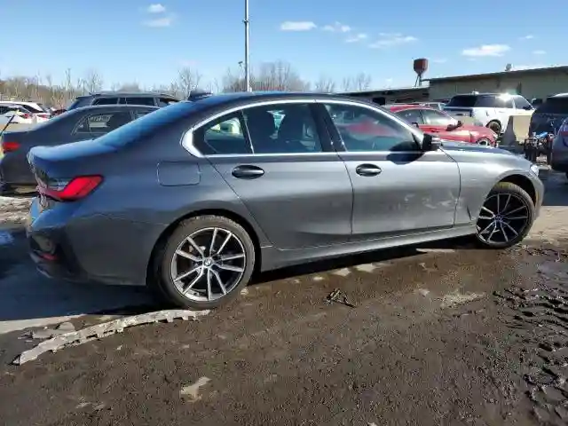 3MW5R7J06M8B85005 2021 BMW 3 SERIES-2