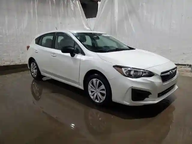 4S3GTAA69J3708262 2018 SUBARU IMPREZA-3