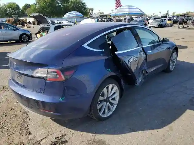 5YJ3E1EA5JF003713 2018 TESLA MODEL 3-2