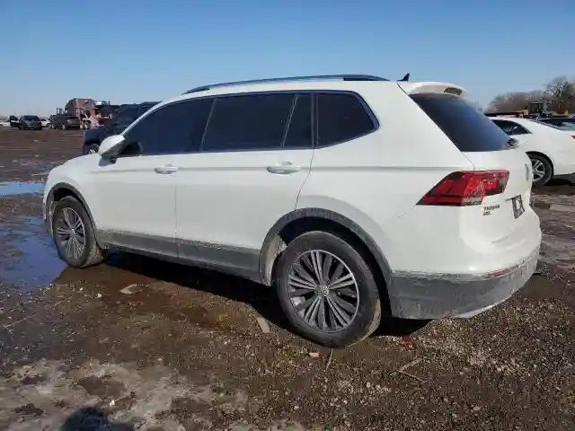 3VV2B7AX8JM026336 2018 VOLKSWAGEN TIGUAN-1