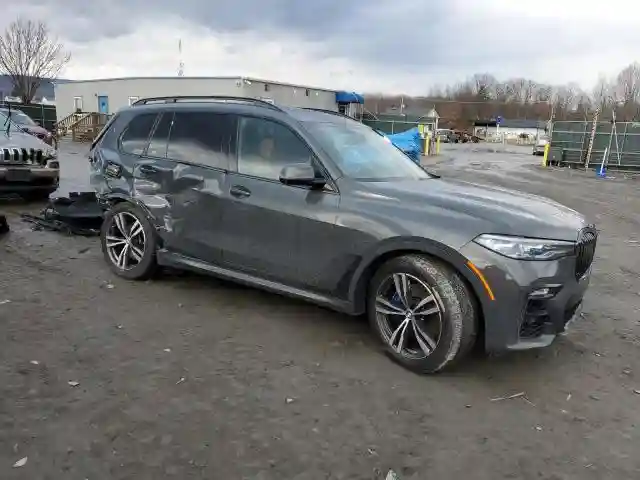 5UXCX6C00N9L87710 2022 BMW X7-3