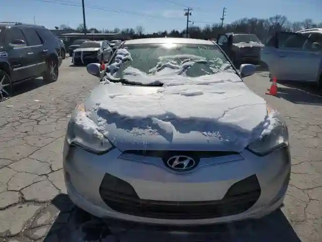 KMHTC6AD4HU315635 2017 HYUNDAI VELOSTER-4