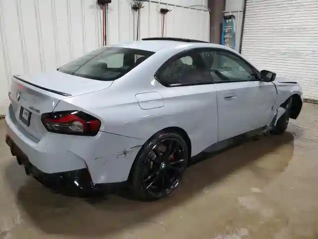 3MW53CM04R8E73389 2024 BMW M2-2