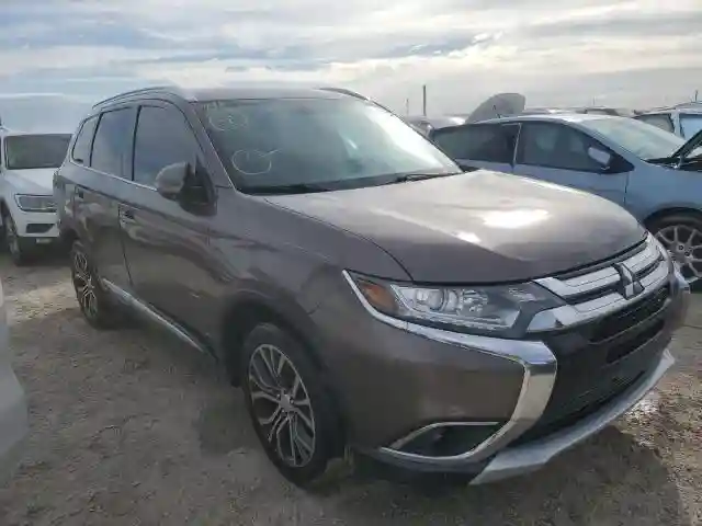 JA4AD3A38HZ038130 2017 MITSUBISHI OUTLANDER-3