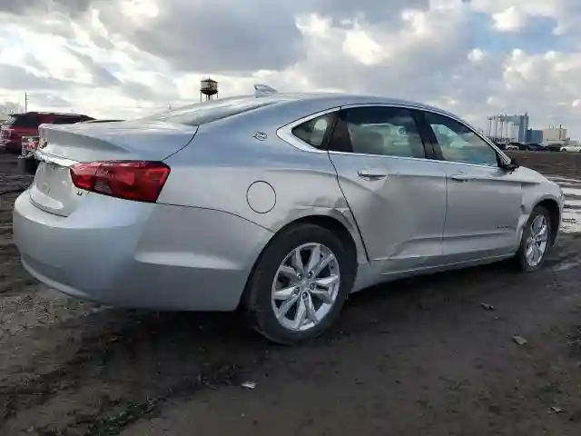 2G1105S32J9159059 2018 CHEVROLET IMPALA-2