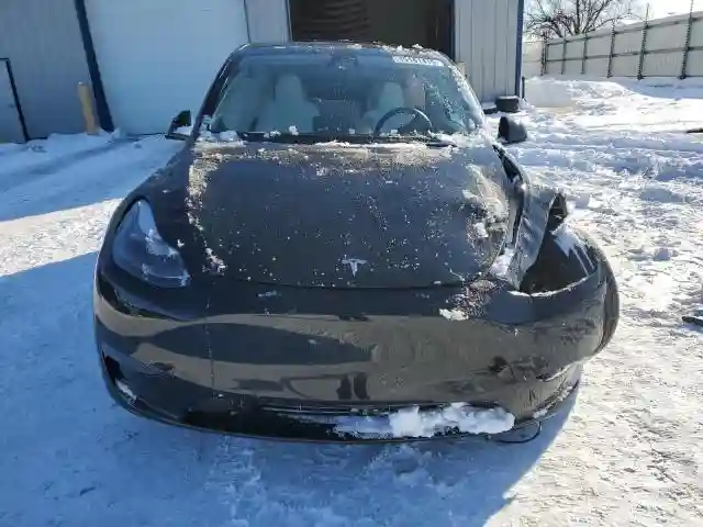 7SAYGDEE3RA220161 2024 TESLA MODEL Y-4