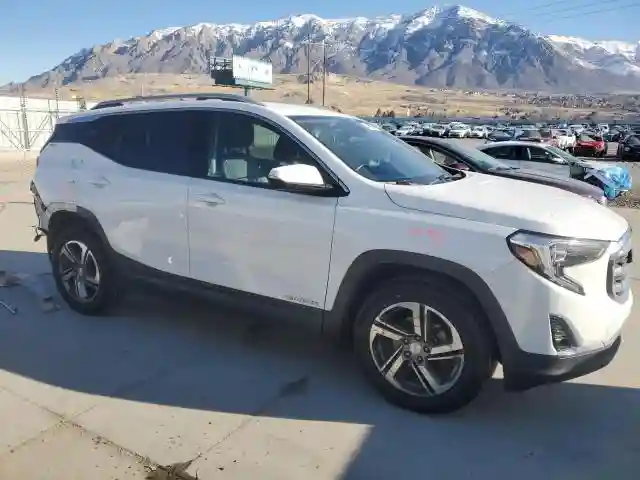3GKALVEV7JL295975 2018 GMC TERRAIN-3