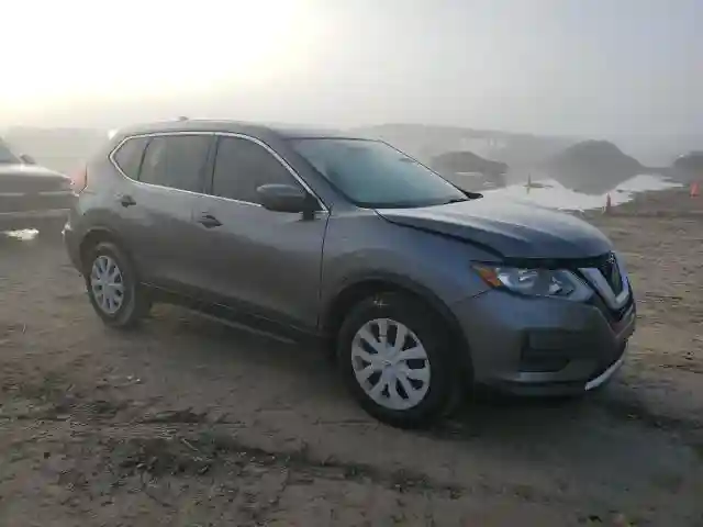 5N1AT2MT2JC762978 2018 NISSAN ROGUE-3