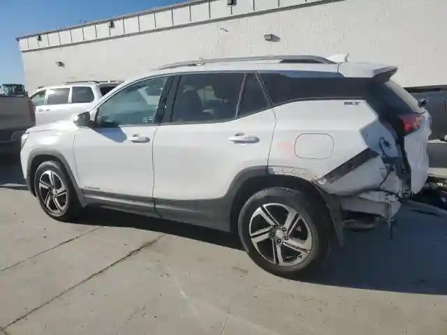 3GKALVEV7JL295975 2018 GMC TERRAIN-1