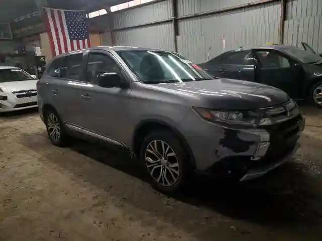 JA4AD2A32JZ055845 2018 MITSUBISHI OUTLANDER-3