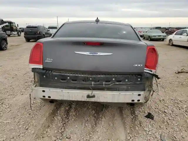 2C3CCAKG8KH610980 2019 CHRYSLER 300-5