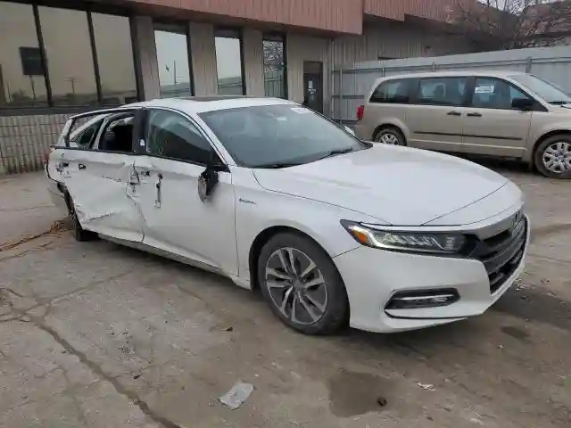 1HGCV3F57KA004855 2019 HONDA ACCORD-3