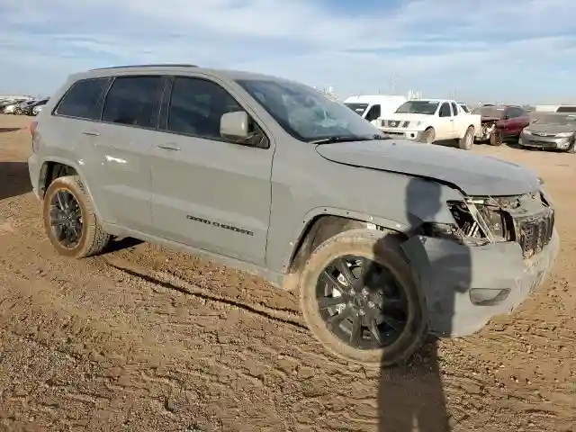 1C4RJFAG8KC823862 2019 JEEP GRAND CHEROKEE-3
