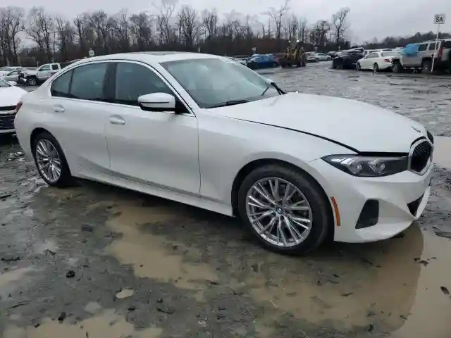 3MW69FF04R8E77783 2024 BMW 3 SERIES-3