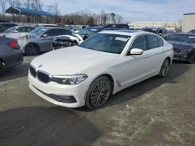 WBAJA9C52JB252316 2018 BMW 5 SERIES-0