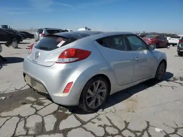 KMHTC6AD4HU315635 2017 HYUNDAI VELOSTER-2