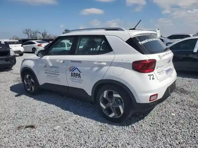 KMHRC8A39RU285336 2024 HYUNDAI VENUE-1