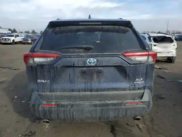 2T3RWRFV3MW108921 2021 TOYOTA RAV4-5