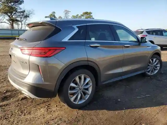 3PCAJ5M31KF137228 2019 INFINITI QX50-2