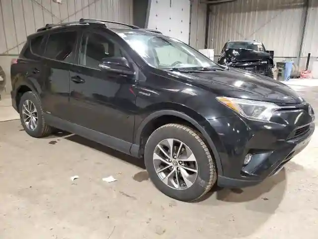 JTMRJREV4JD211905 2018 TOYOTA RAV4-3