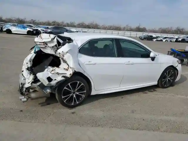 4T1G11AK3LU942831 2020 TOYOTA CAMRY-2