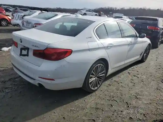 WBAJA9C52JB252316 2018 BMW 5 SERIES-2