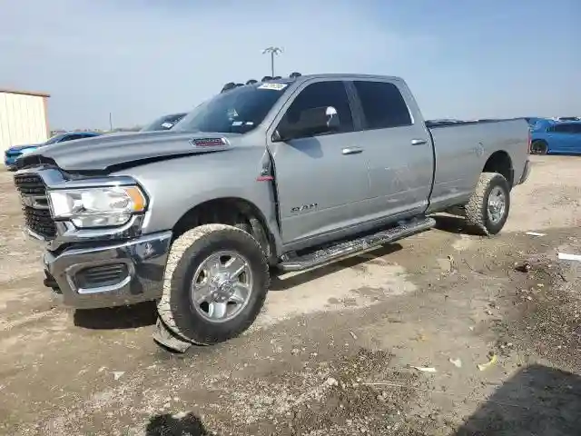 3C6UR5JL8NG104064 2022 RAM 2500-0