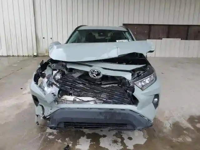 2T3W1RFV0MW180936 2021 TOYOTA RAV4-4