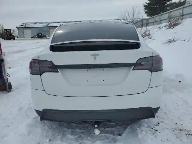 7SAXCBE55NF331481 2022 TESLA MODEL X-5