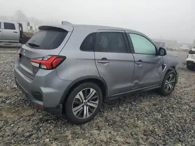 JA4APVAU7NU003888 2022 MITSUBISHI OUTLANDER-2