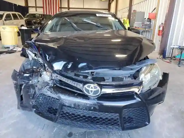 4T1BF1FK4HU302400 2017 TOYOTA CAMRY-4