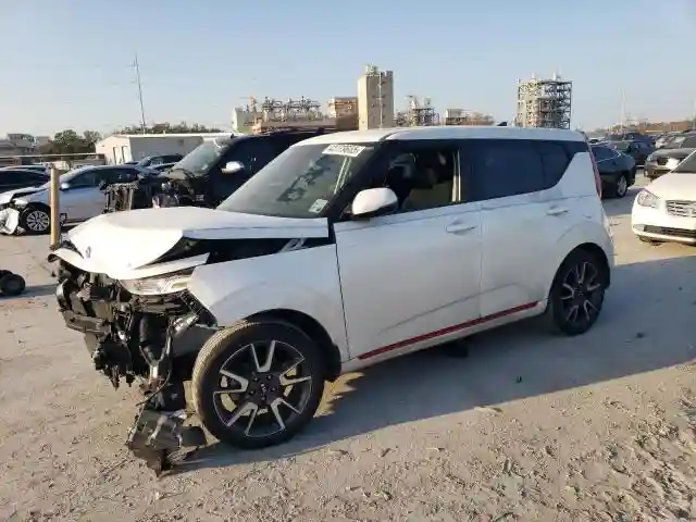 KNDJ63AU0M7137684 2021 KIA SOUL-0