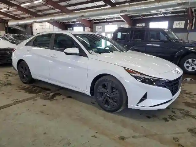 5NPLM4AGXMH042172 2021 HYUNDAI ELANTRA-3