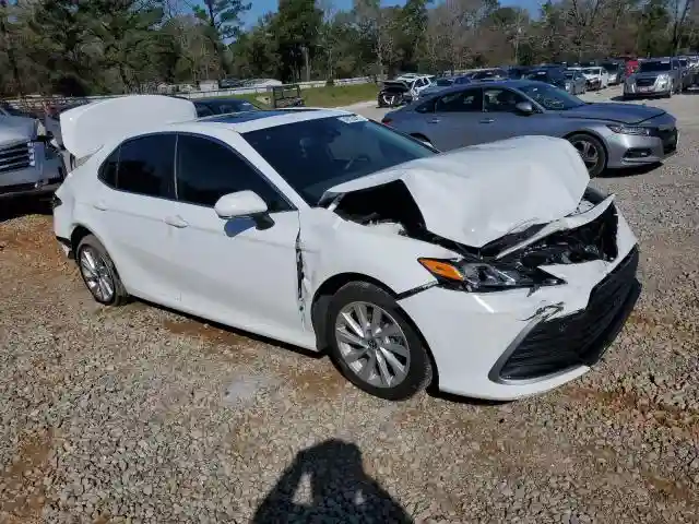 4T1R11AK9RU238585 2024 TOYOTA CAMRY-3