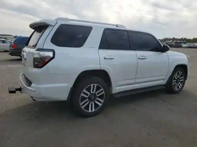 JTEKU5JR7R6220460 2024 TOYOTA 4RUNNER-2