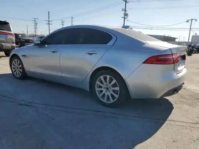 SAJAR4FXXKCP48344 2019 JAGUAR XE-1