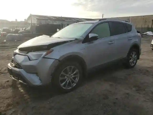 JTMDJREV3JD185114 2018 TOYOTA RAV4-0