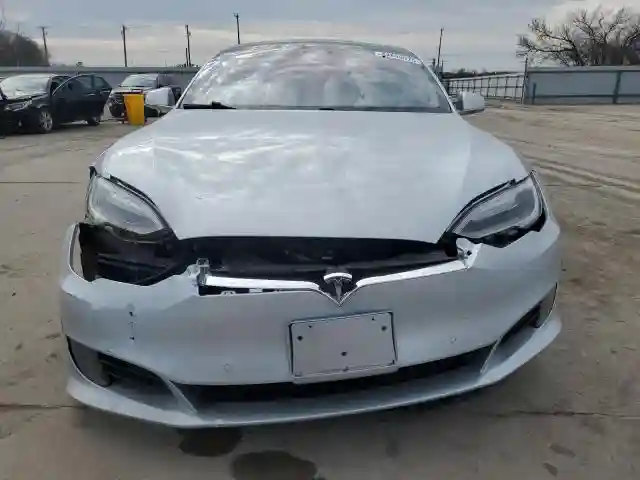 5YJSA1E15HF183924 2017 TESLA MODEL S-4