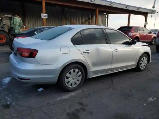 3VW267AJ3GM305147 2016 VOLKSWAGEN JETTA-2