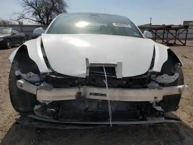 5YJ3E1EB4KF469711 2019 TESLA MODEL 3-4