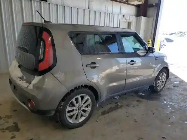 KNDJP3A57J7518238 2018 KIA SOUL-2