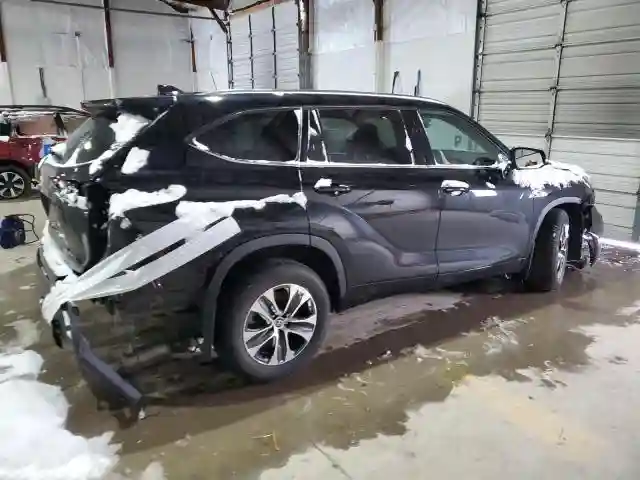 5TDHZRBHXMS554620 2021 TOYOTA HIGHLANDER-2
