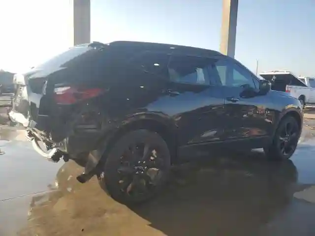 3GNKBBRA5KS576745 2019 CHEVROLET BLAZER-2