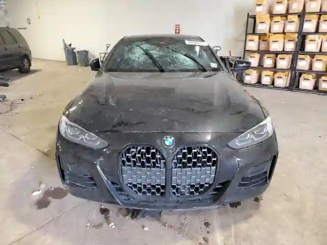 WBA13AR02MCH23714 2021 BMW M4-4